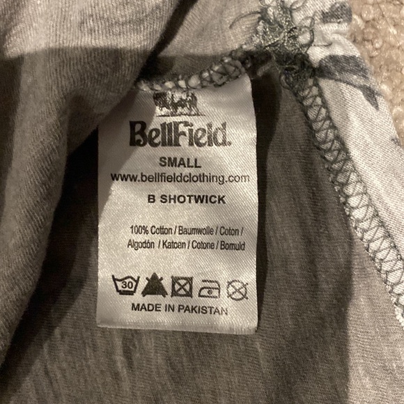 Grey dolphin patterned BellField muscle shirt - Picture 3 of 4